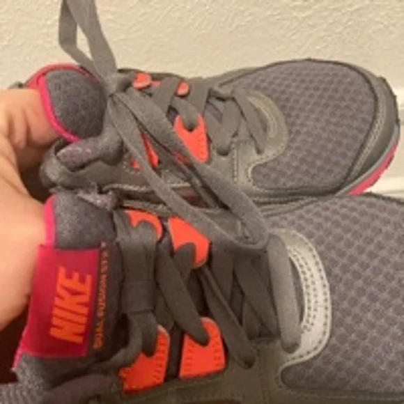 Nike Dual Fusion ST2 Size 8 - Picture 9 of 9